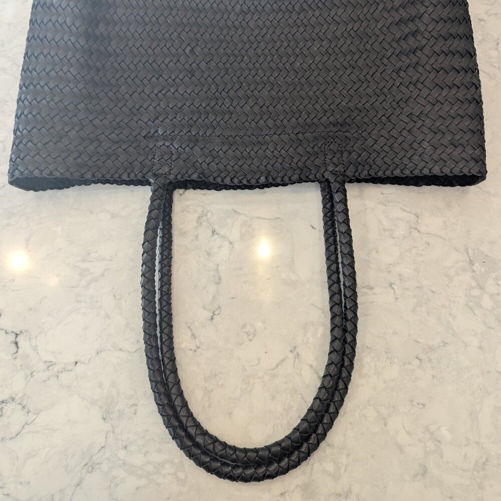 Madewell Black Woven Tote Bag - Picture 9 of 11